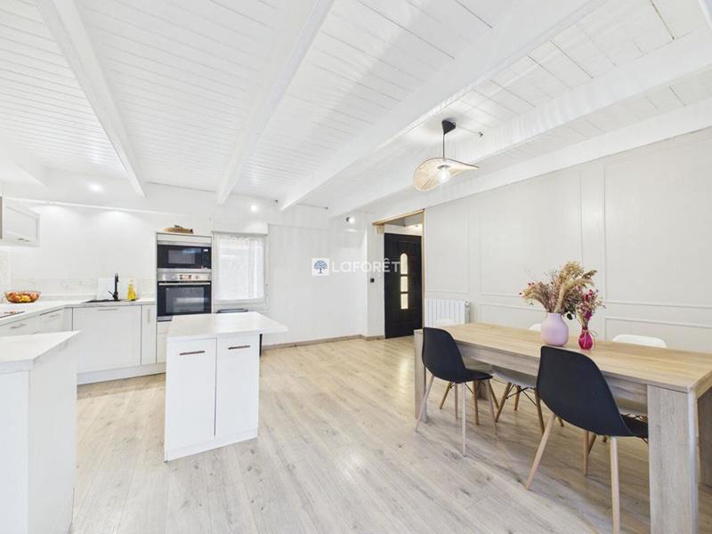 Maison - 79 m² - 3 pièces