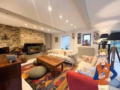 Maison ancienne - 295 m² - 7 pièces