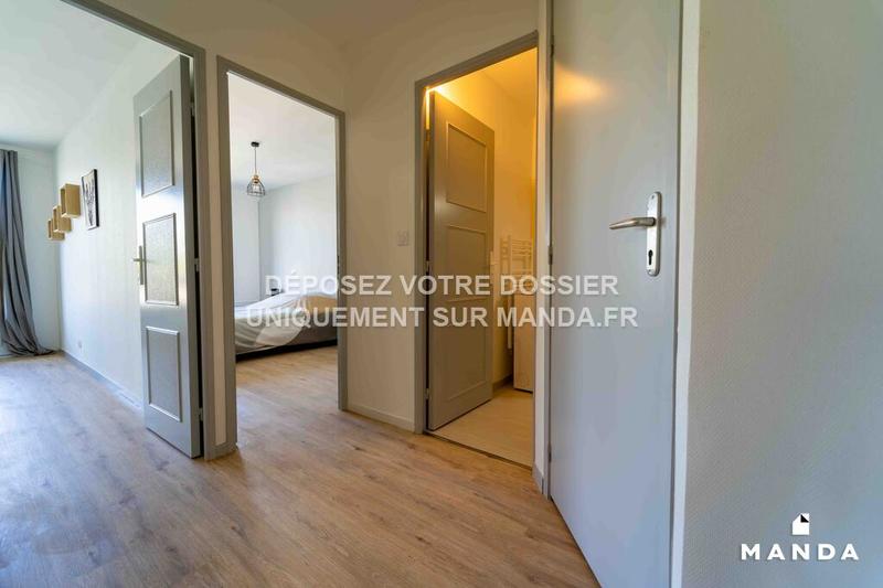 Chambre - 10 m² - 5 pièces