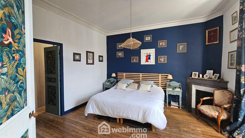 Maison de maîtres - 340 m² - 14 pièces