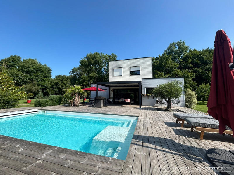 Villa - 168 m² - 6 pièces