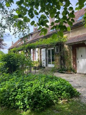 Longère - 197 m² - 6 pièces