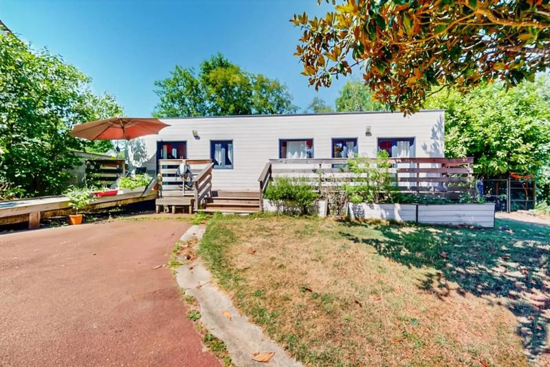 Maison - 226 m² - 9 pièces