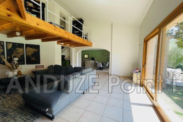 Maison - 138 m² - 4 pièces