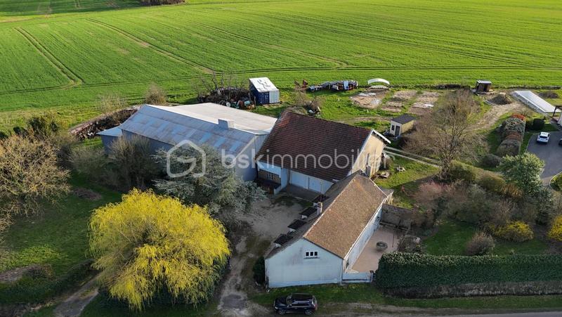 Corps de ferme - 170 m² - 9 pièces