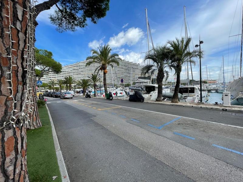 Local commercial - 91 m²