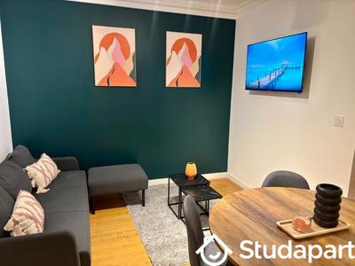 Chambre - 9 m² - 1 pièce