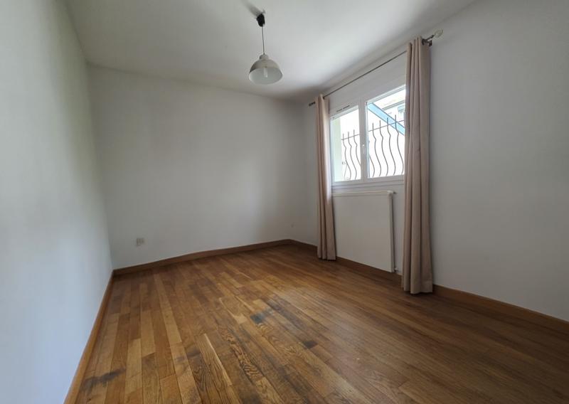 Maison ancienne - 196 m² - 5 pièces