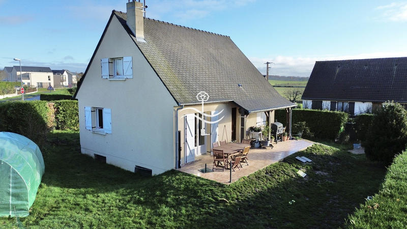 Maison - 85 m² - 4 pièces