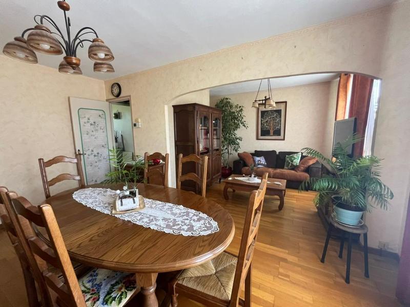 Maison - 70 m² - 5 pièces