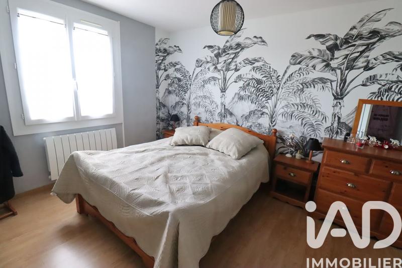 Maison - 90 m² - 5 pièces