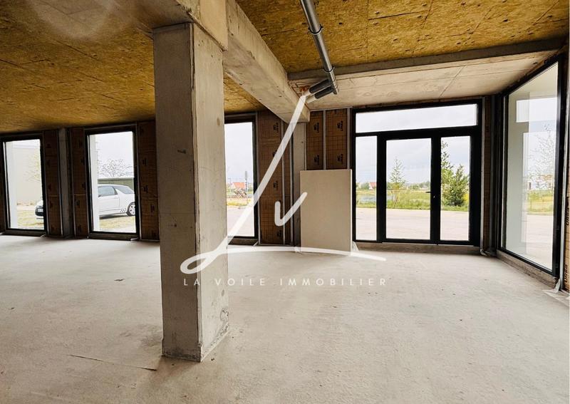 Local commercial - 186 m²