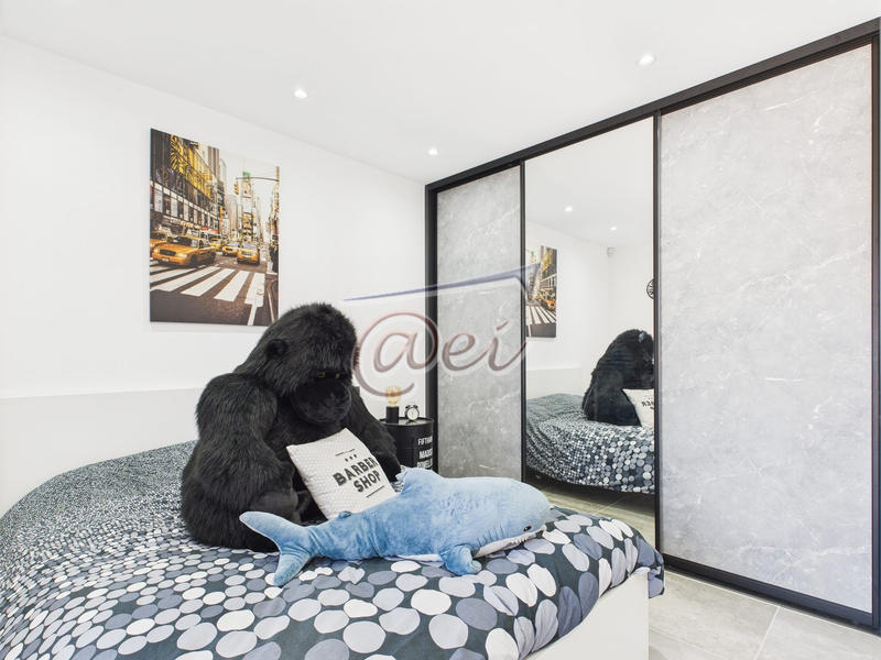 Villa - 224 m² - 6 pièces