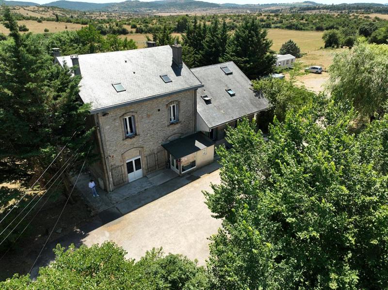 Villa - 410 m² - 13 pièces