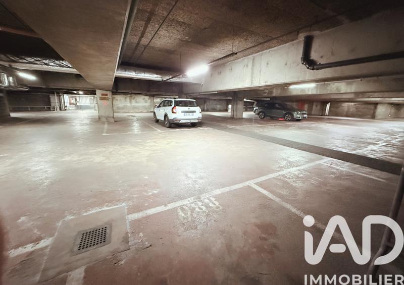 Parking - 700 m²