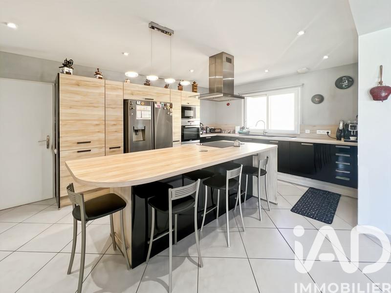 Maison - 164 m² - 5 pièces