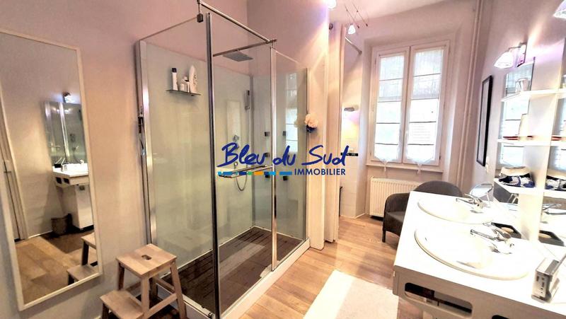 Maison de ville - 196 m² - 10 pièces