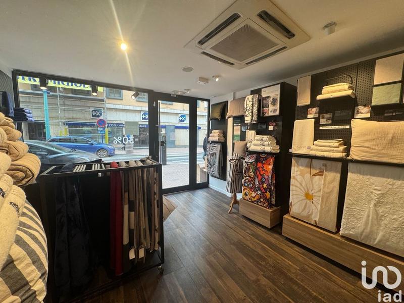 Local commercial - 90 m²