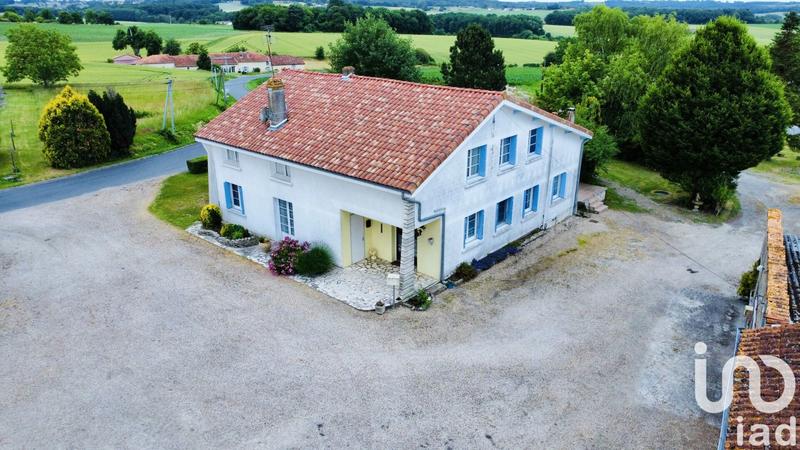 Maison - 255 m² - 9 pièces