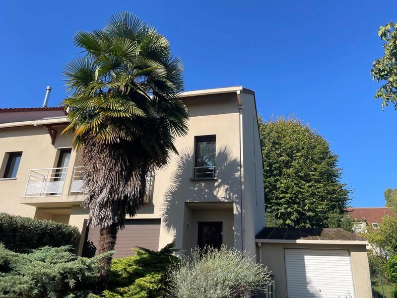 Maison - 126 m² - 6 pièces