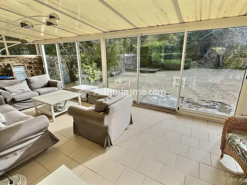 Maison - 341 m² - 13 pièces