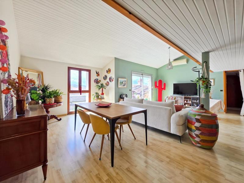 Appartement - 116 m² - 5 pièces