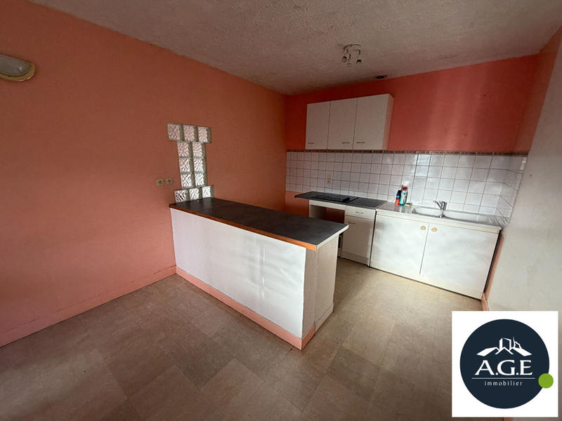 Appartement - 85 m² - 5 pièces