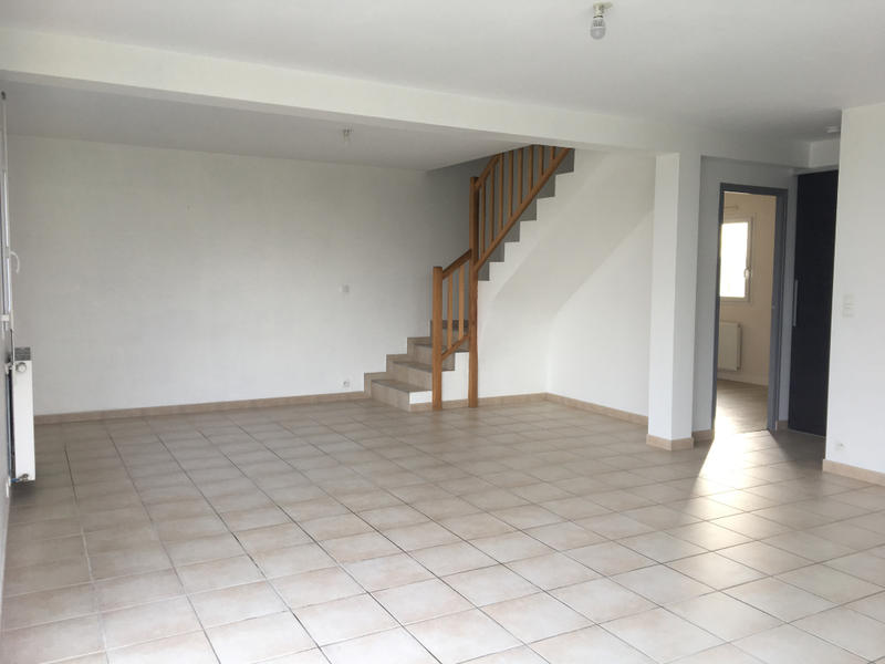 Maison - 92 m² - 5 pièces