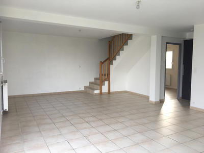 Maison - 92 m² - 5 pièces