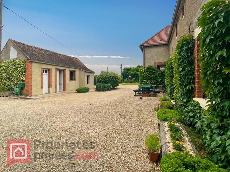 Maison - 204 m² - 7 pièces