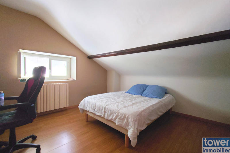 Maison - 197 m² - 8 pièces