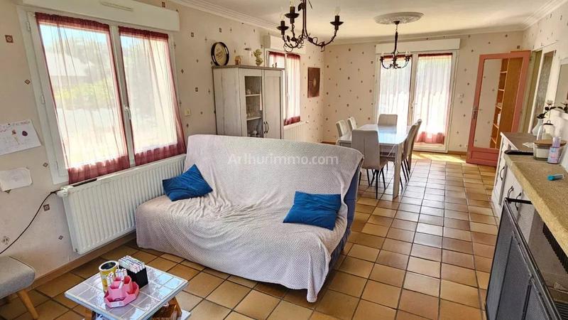 Maison - 170 m² - 9 pièces