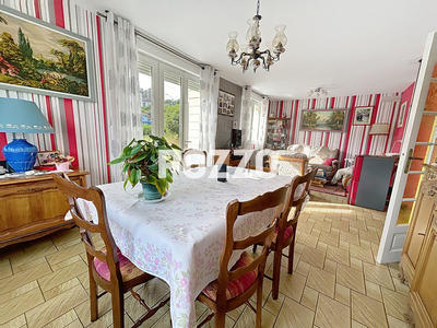 Maison - 147 m² - 6 pièces