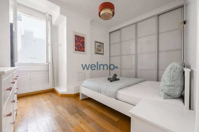 Appartement - 210 m² - 7 pièces