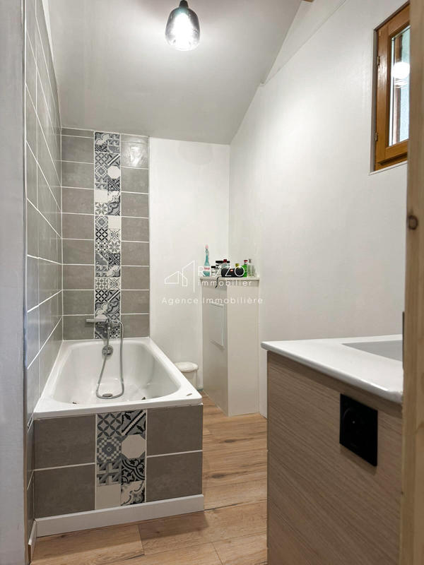 Maison - 163 m² - 5 pièces