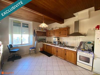 Maison - 300 m² - 10 pièces