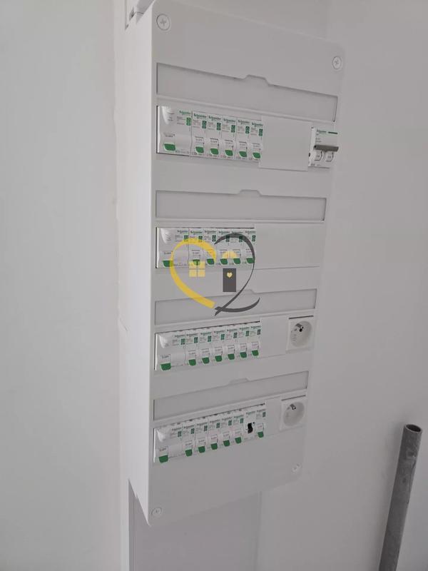 Immeuble mixte - 300 m²