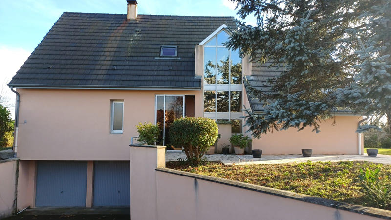 Maison - 144 m² - 5 pièces