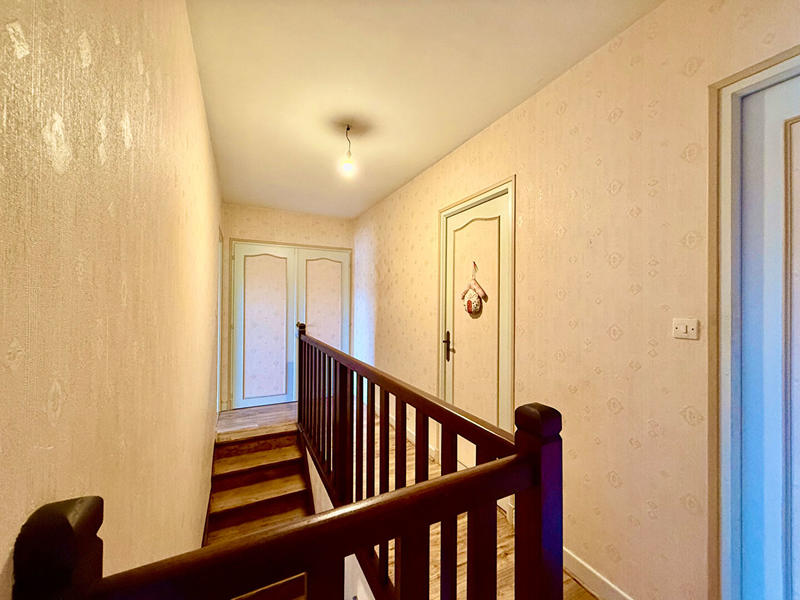 Maison - 89 m² - 5 pièces