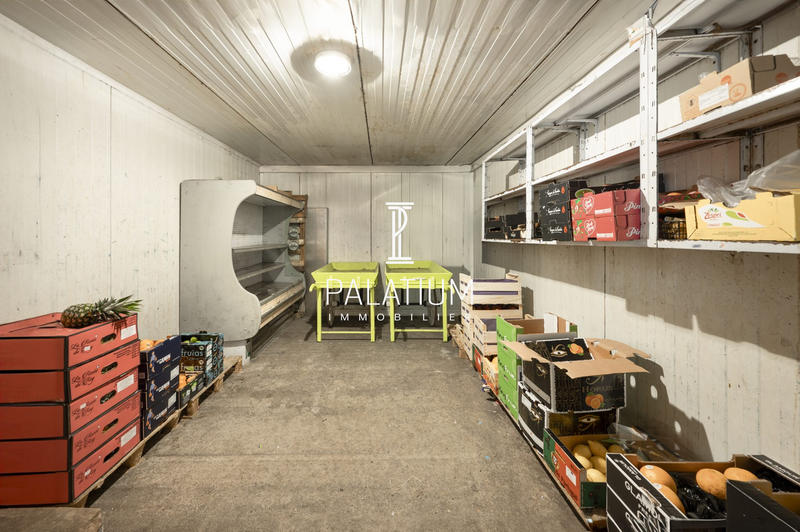 Local commercial - 236 m²