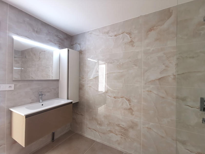 Maison - 158 m² - 6 pièces