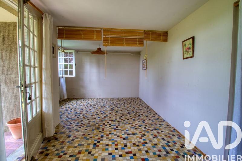 Maison - 230 m² - 10 pièces