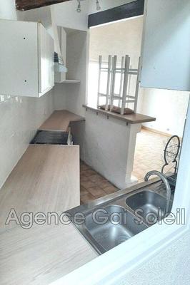 Maison de village - 80 m² - 3 pièces