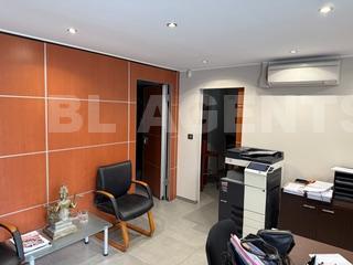 Local d'activités - 207 m² - 6 pièces