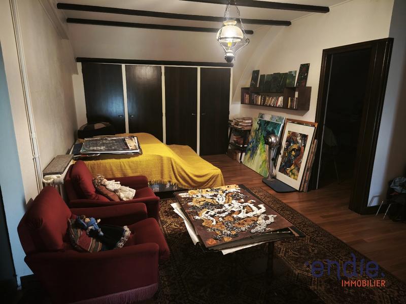 Maison - 185 m² - 8 pièces