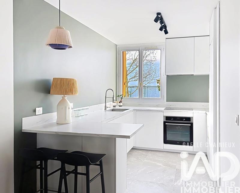 Appartement - 60 m² - 3 pièces