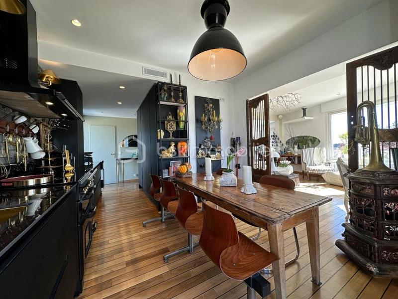 Appartement - 92 m² - 3 pièces