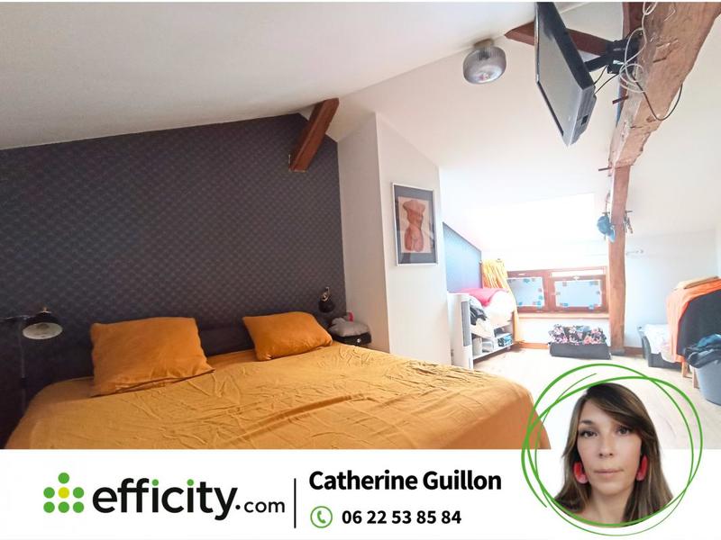 Maison - 229 m² - 7 pièces