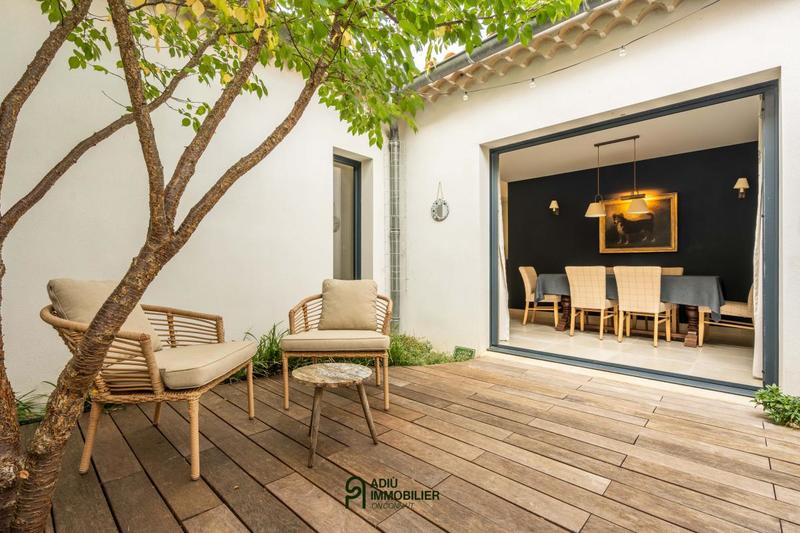 Villa - 417 m² - 11 pièces