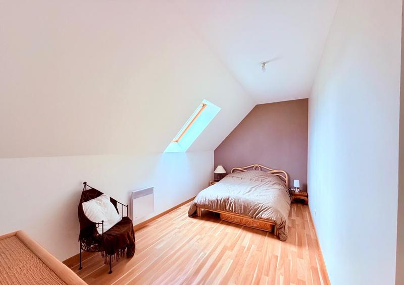 Maison - 161 m² - 7 pièces